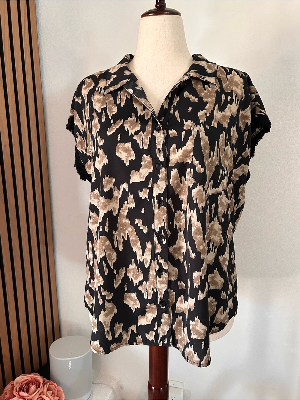 Woven Print Button-Front Top - Black & Brown